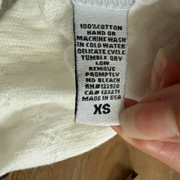 LAmade Criss Cross Side Tie Sides Sleeveless Top 100% Cotton White Like New - Picture 6 of 6